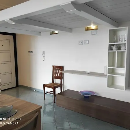 Blue Location Apartment *