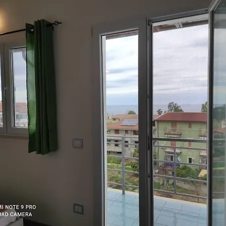 Blue Location Apartment