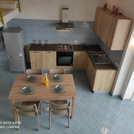 Blue Location Apartment *