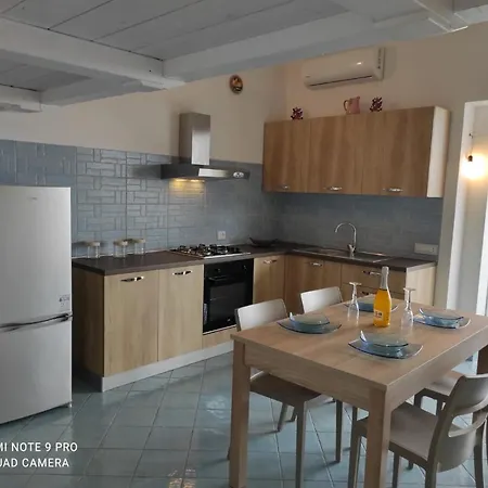 Blue Location Apartment